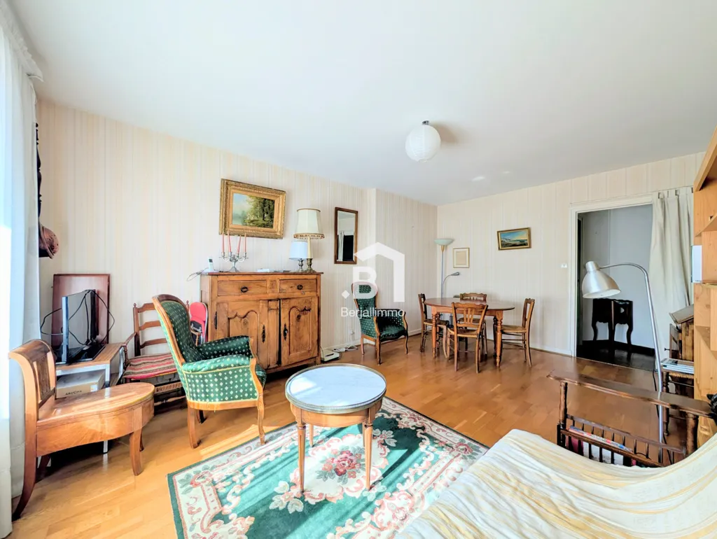 Elutuba - Flat with Balcony in Champaret, Nice