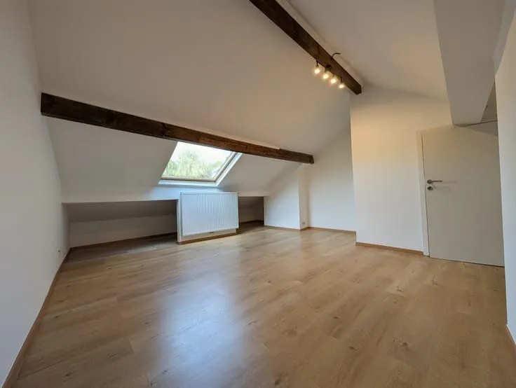 Pièces - Colocation avec Vue Meuse à Wépion