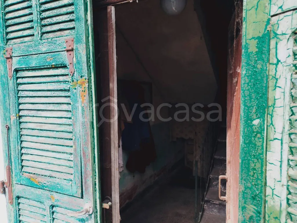 Entrée - Rustic Home with Orchard in Saliceto