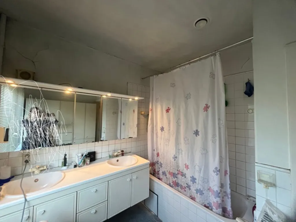 Vannitoad - Villa with Garden and Terrace in Uccle