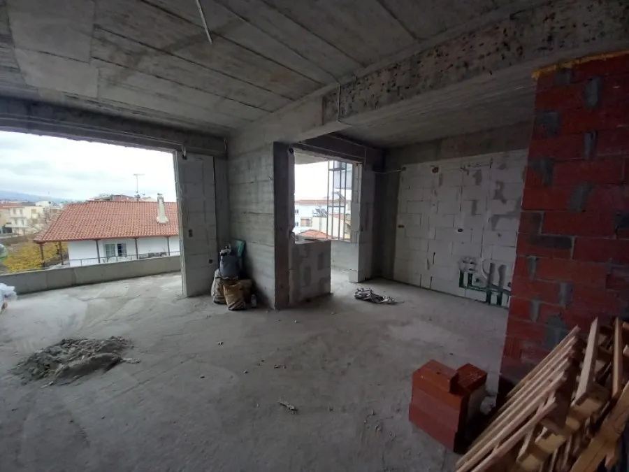 Pièces - Apartment with City View in Serres Centre