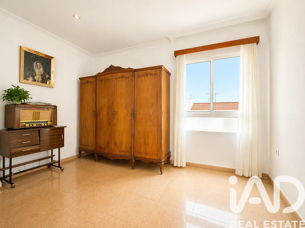 Magamistoad - Spacious Flat with Garage in Abarán