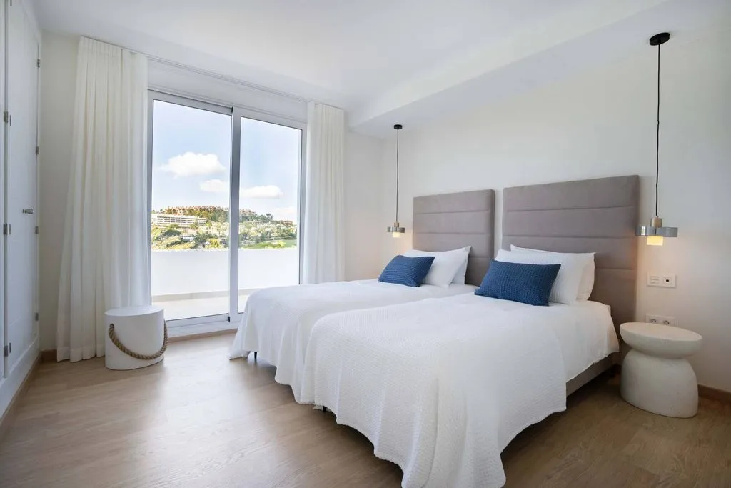 Magamistoad - Penthouse with Golf Course Views in Marbella