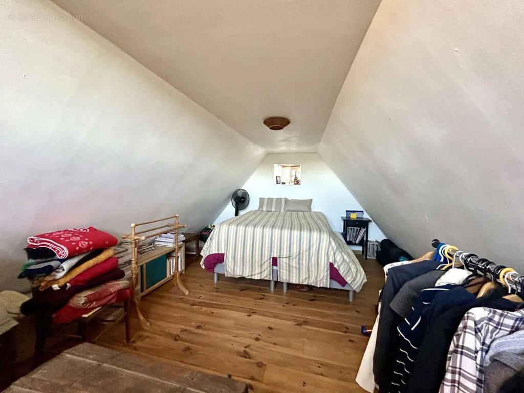 Bedrooms - Historic Stone House with Garden in Martel