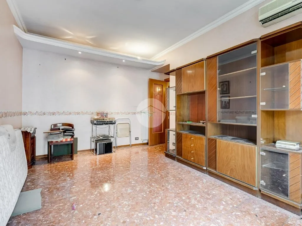 Soggiorno - 2-Bedroom Apartment with Balcony in Rome