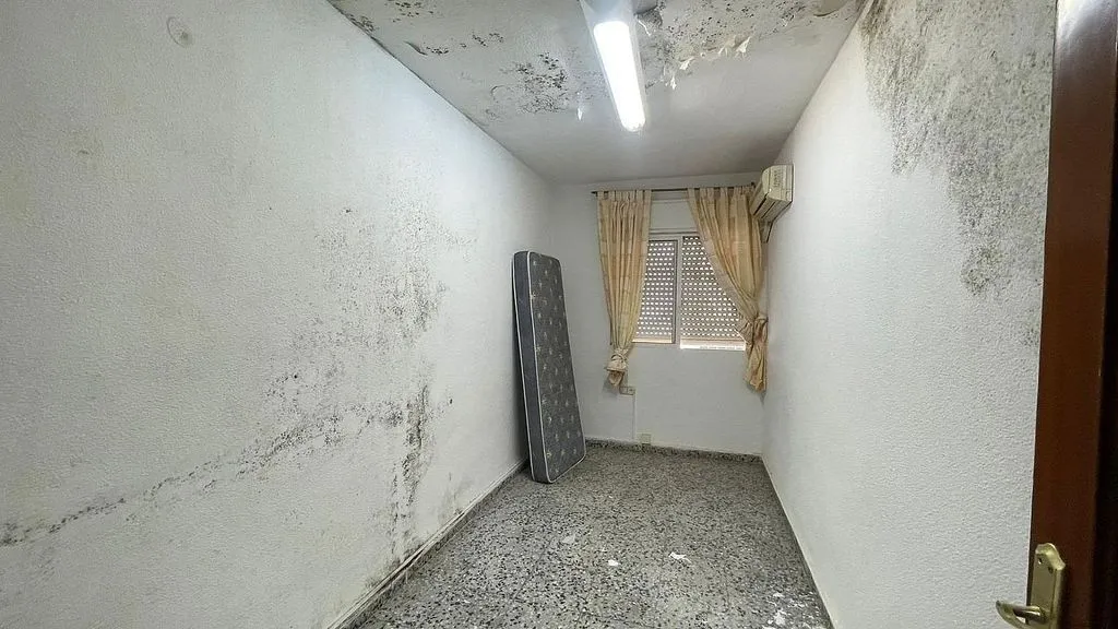 hallway_entrance