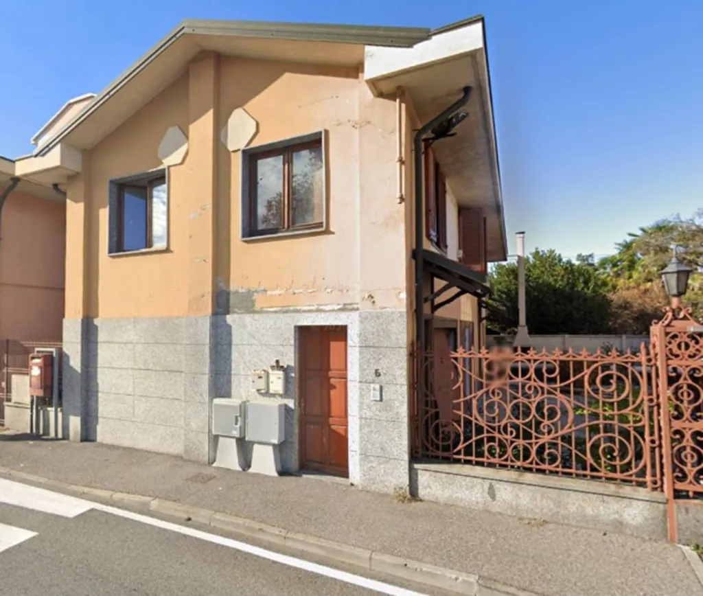 Exterior - Apartment with Kitchenette in Settimo Torinese