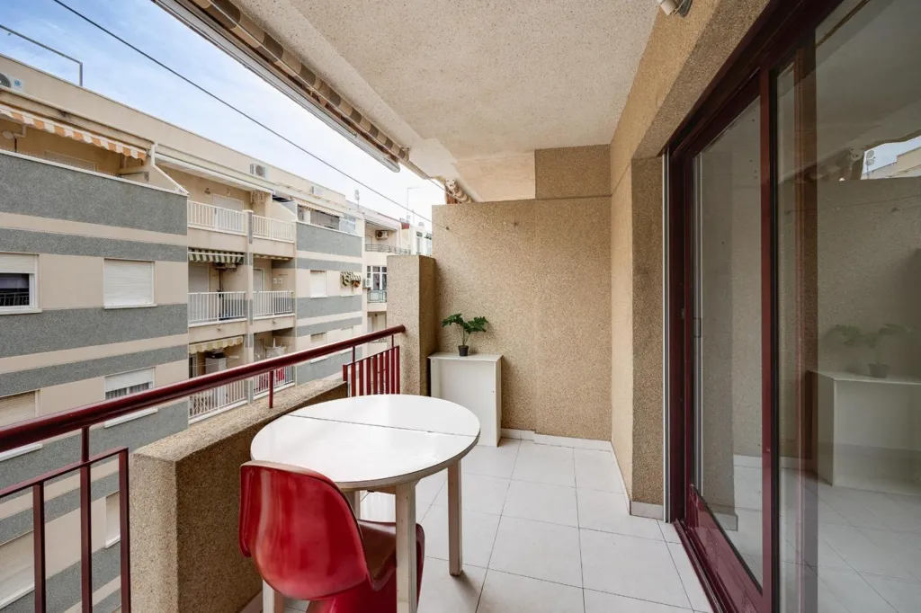 Balcon - Studio with East-Facing Terrace in Torrevieja