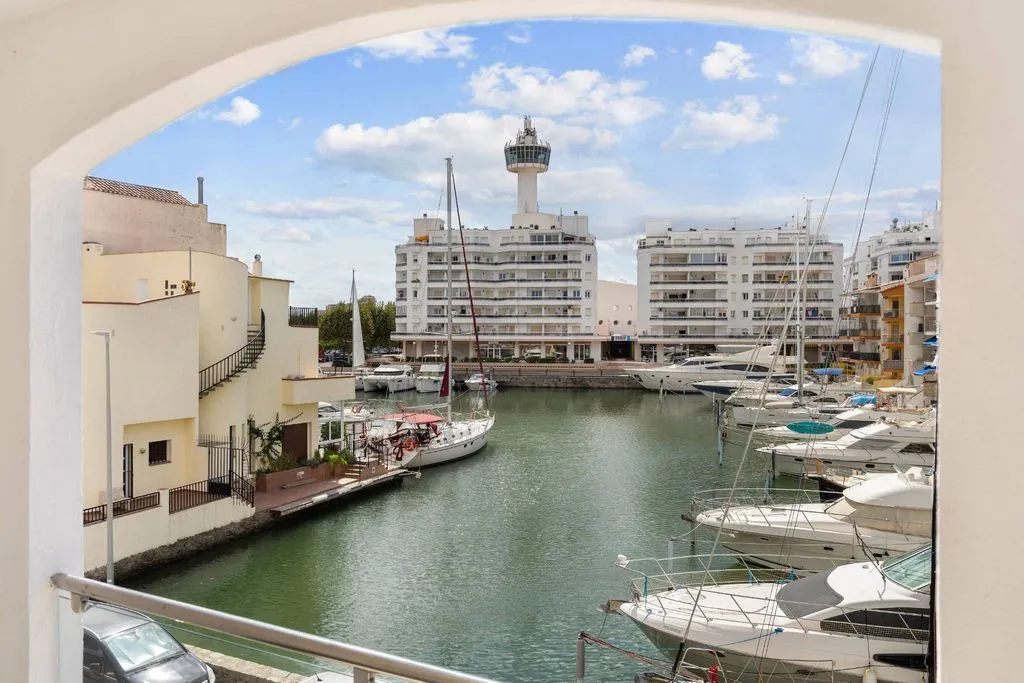 Balcony - Luxury Apartment with Marina Access in Empuriabrava