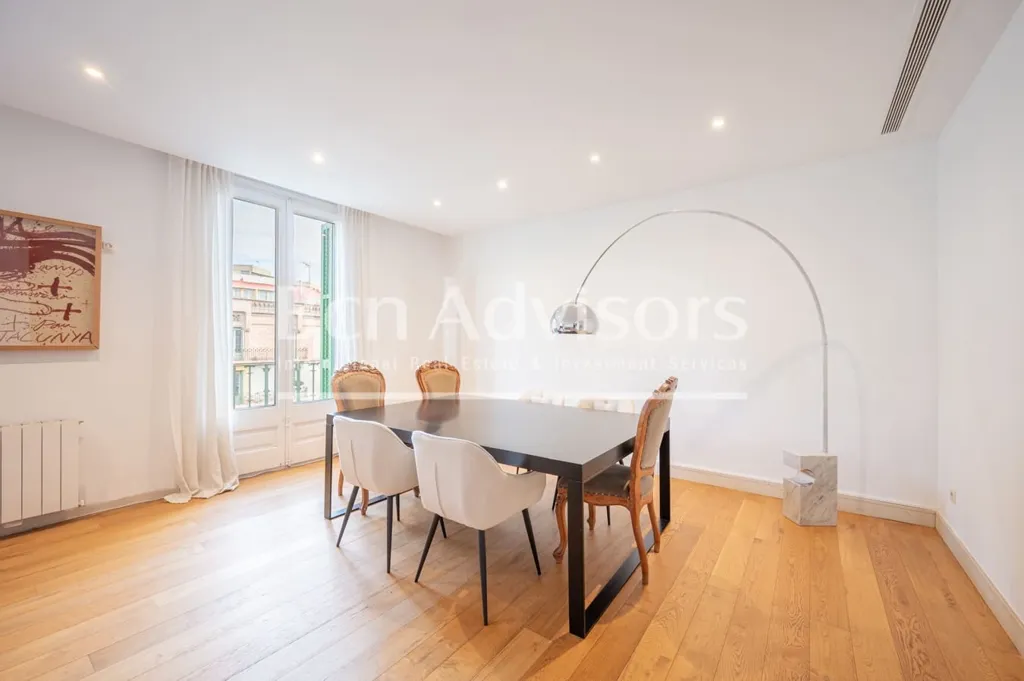 Söögituba - Renovated Apartment with Balcony in Dreta de l'Eixample