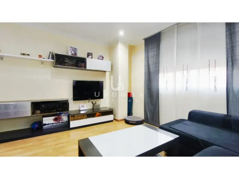 Soggiorno - Spacious Apartment with Balcony in Sangonera la Verde