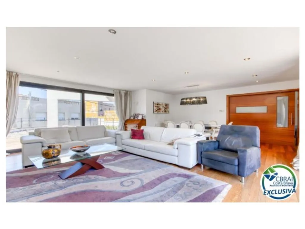 Séjour - Spacious Villa with South Orientation in Llançà
