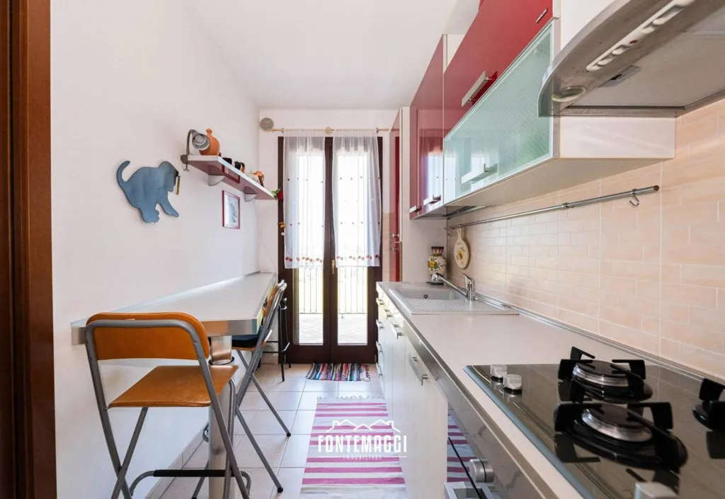 Cuisine - Panoramic Apartment with Terrace in Fano