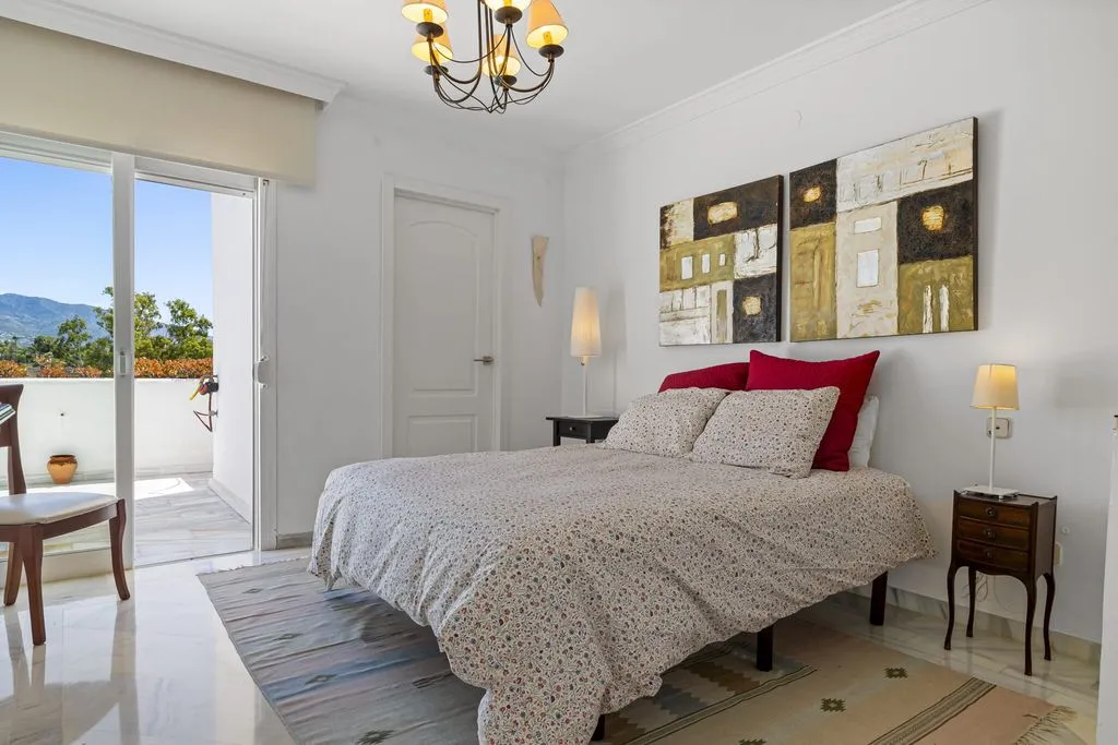 Bedrooms - Luxury Townhouse with Pool in Marbella