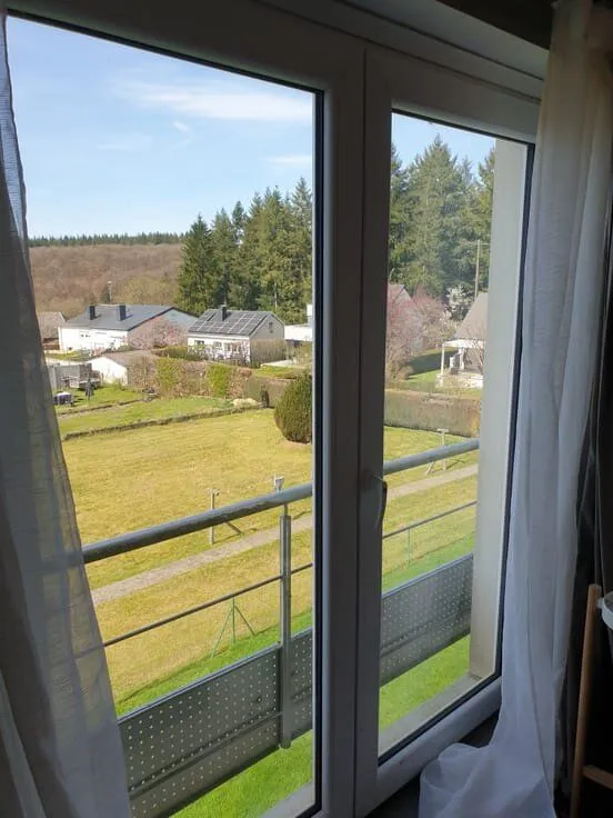 Balcon - Appartement Duplex au Calme avec Balcon Sud à Habay-la-Neuve