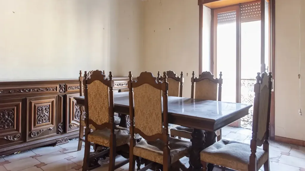 Söögituba - Bright Two-Bedroom Apartment in Naples