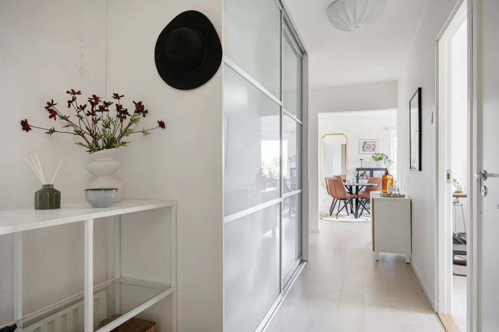 Ingresso - Corner Apartment with South-Facing Balcony in Lomma