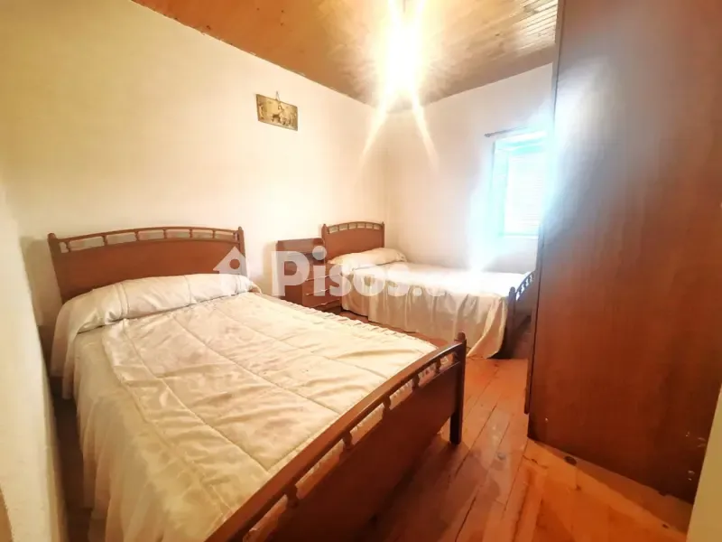 Maison 2 chambres à ES