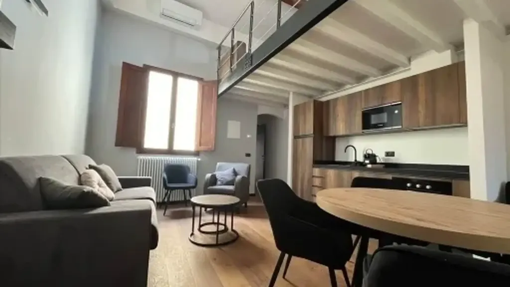Elutuba - Restored Apartment with Views in Florence