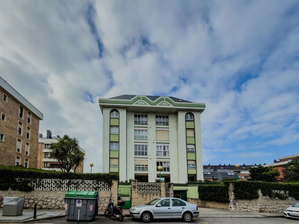 Välivaade - Modern Flat with Sea View in Valdenoja, Santander