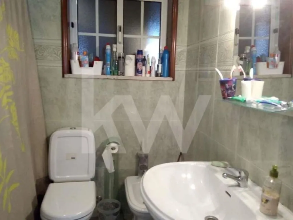Bathrooms - Luxury House with Garden in Aveiro