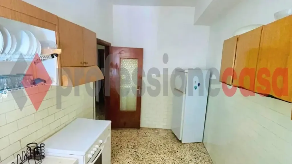 Cuisine - Four-Bedroom Apartment in Salerno