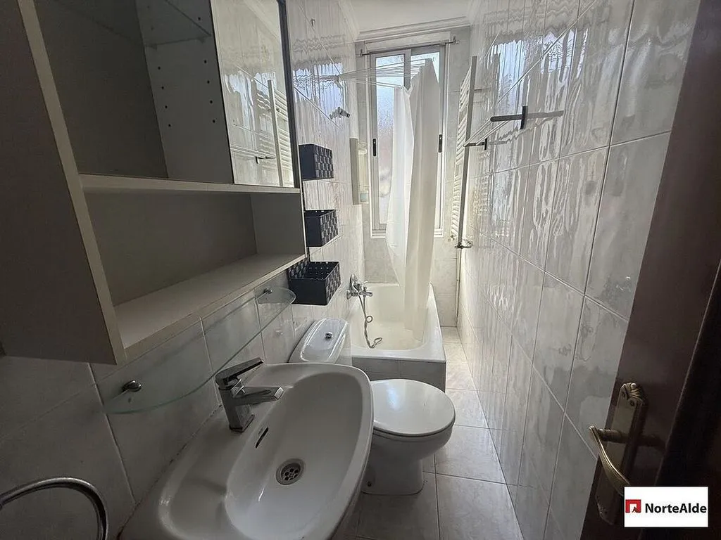 Bagni - Apartment with Heating in Valle de Trápaga
