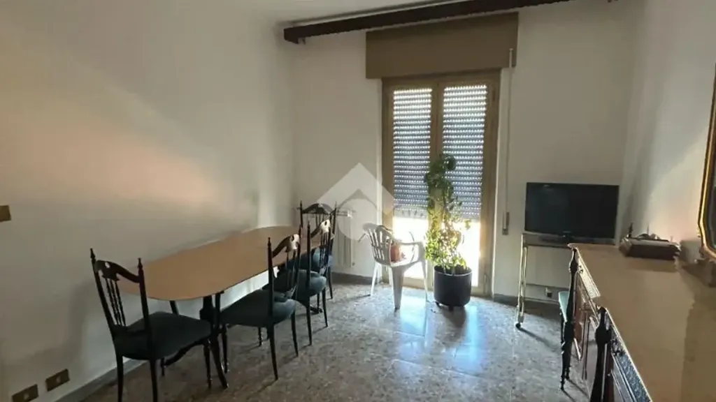 Salle à manger - Apartment with Panoramic Balcony in Bellegra