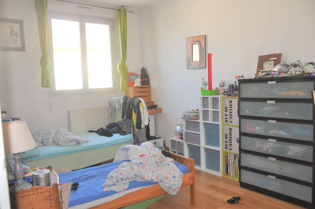 Magamistoad - Luxury Duplex Apartment with Private Courtyard in Neuilly-Plaisance