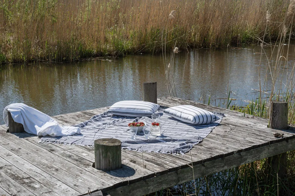 Terrass - Suterräng Villa with Water View in Uppsala