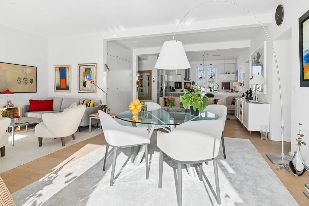 Living Room - Apartment with Balconies in Hellerup