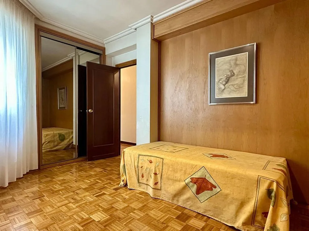 Chambres - Apartment with South View in Pamplona