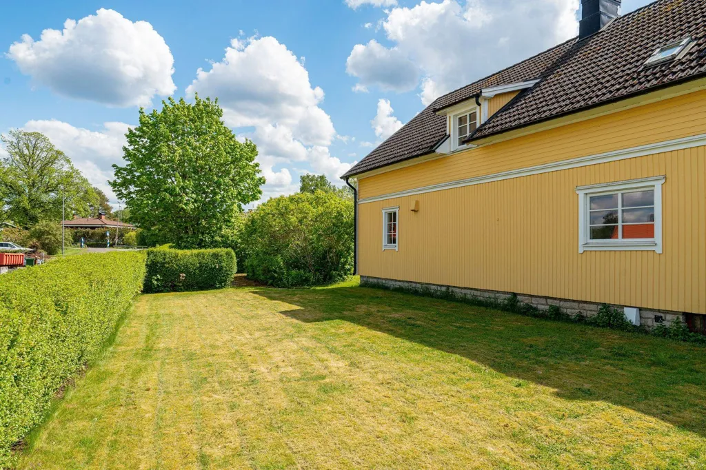 Aed - Family Villa with Workshop in Varnhem