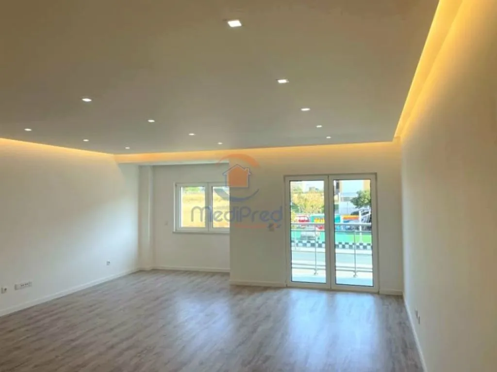 Soggiorno - Luxury Flat with Parking in Montijo, Setúbal