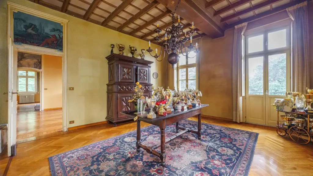 Séjour - Historic Apartment with Panoramic Terrace in Turin