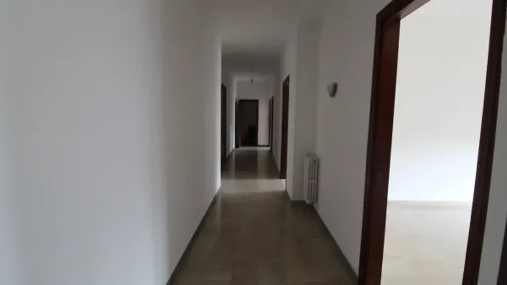hallway_entrance