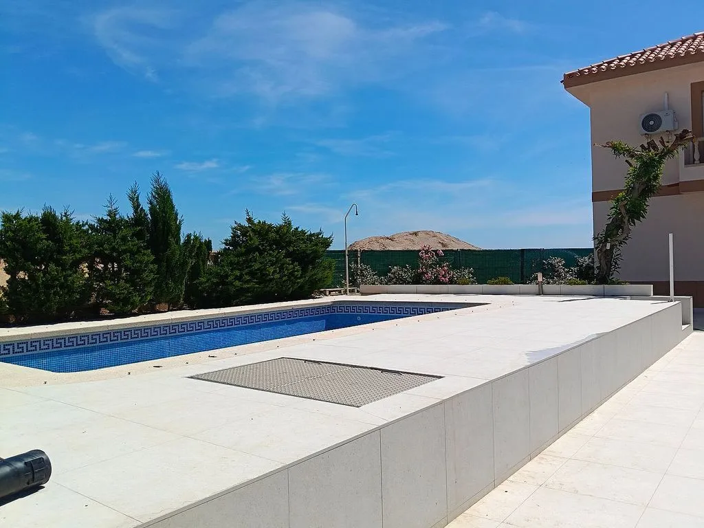 Pool - Chalet with Pool and Sea View in La Manga