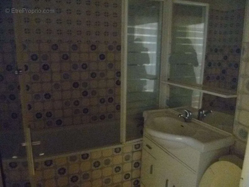 Vannitoad - Studio Apartment with Cellar in Residential Building