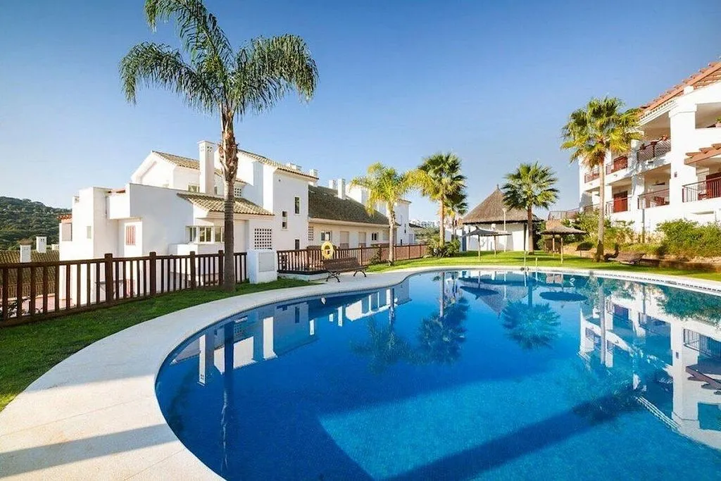Bassein - Luxury Loft with Pool in La Alcaidesa