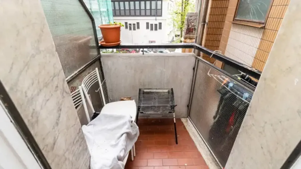 Balcon - Studio Flat with Balcony in Cinisello Balsamo