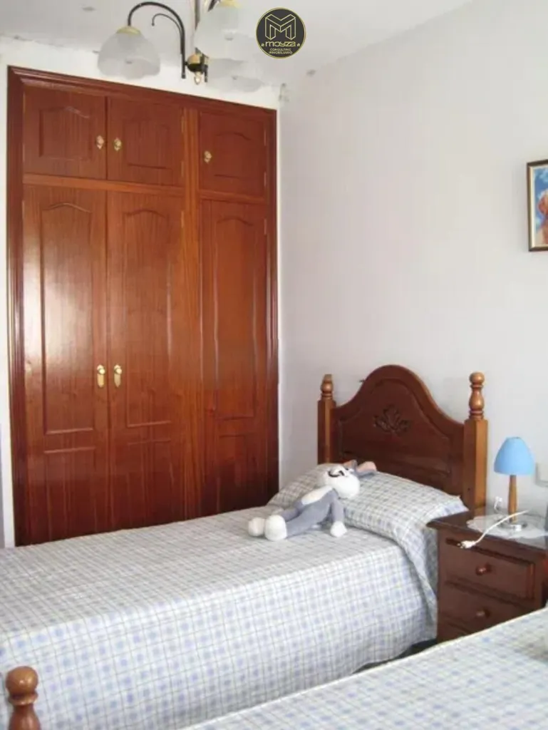 Magamistoad - Spacious Flat with Terrace in Baena