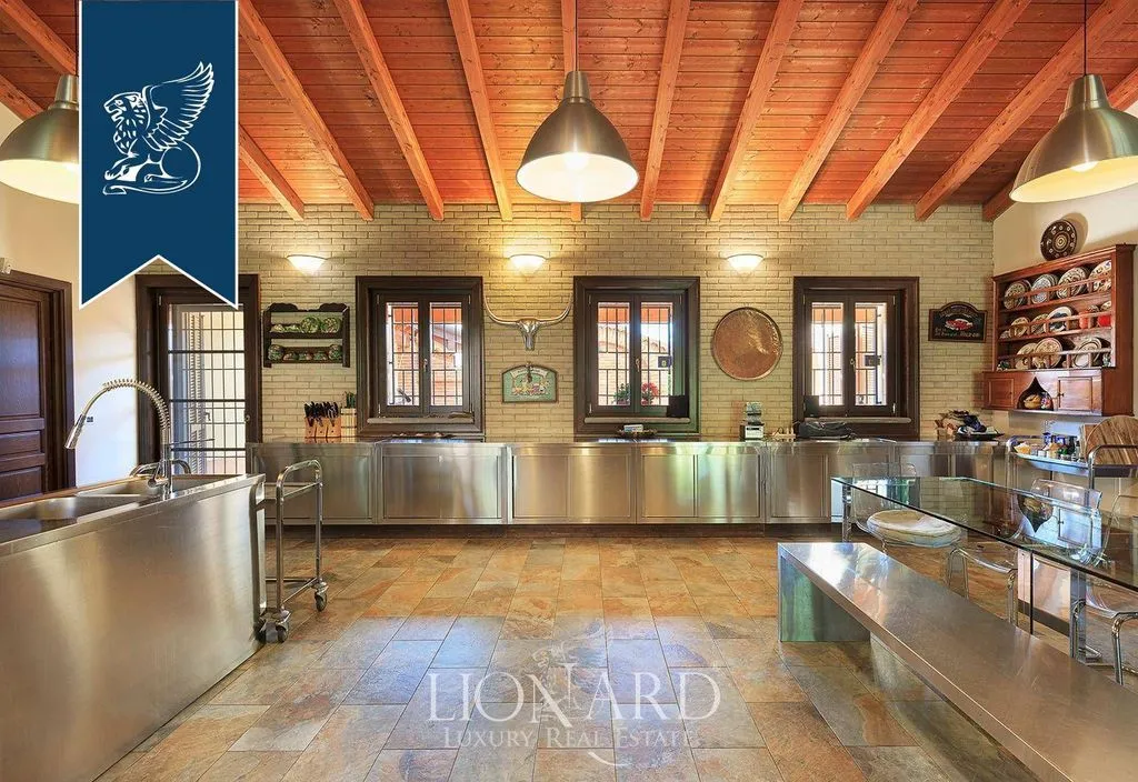 Cuisine - Luxury Villa with Organic Farm in Cusago