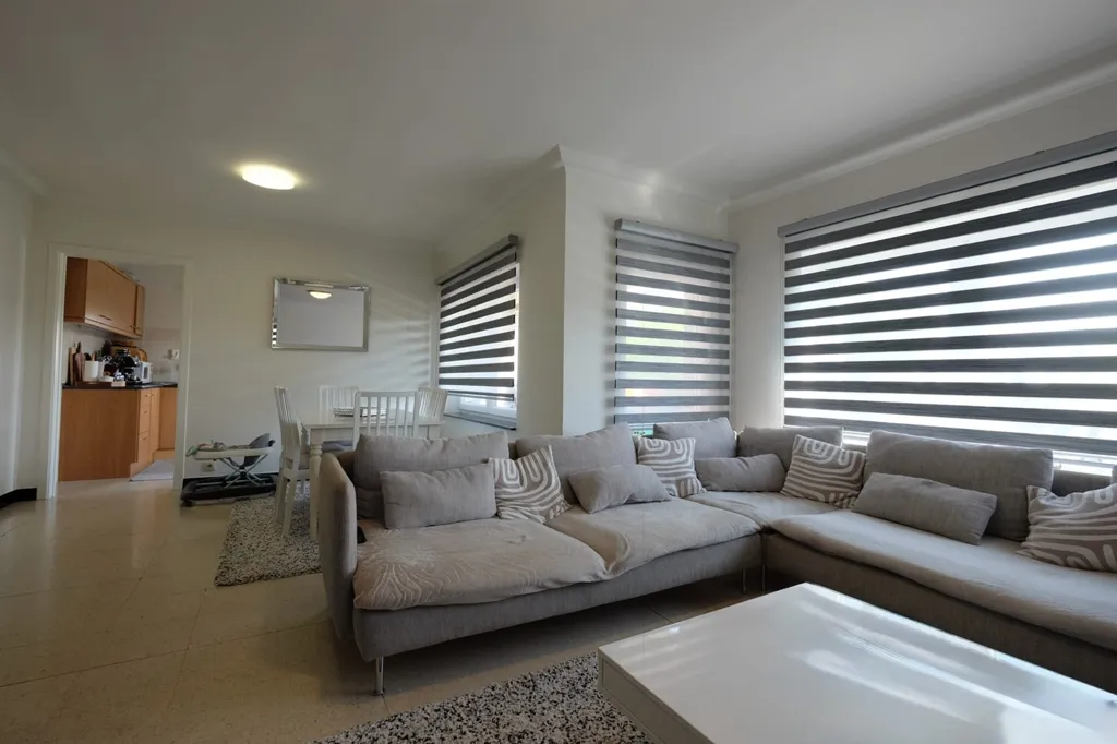 Elutuba - Two-Bedroom Flat with Cellar in Central Location