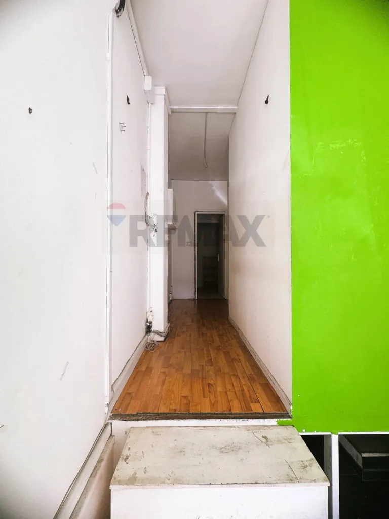 Rooms - Commercial Space with Vitrine in Ostia Ponente