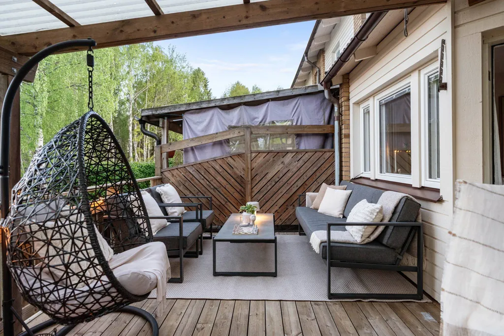 Terrasse - Terraced House with Balcony in Stockholm