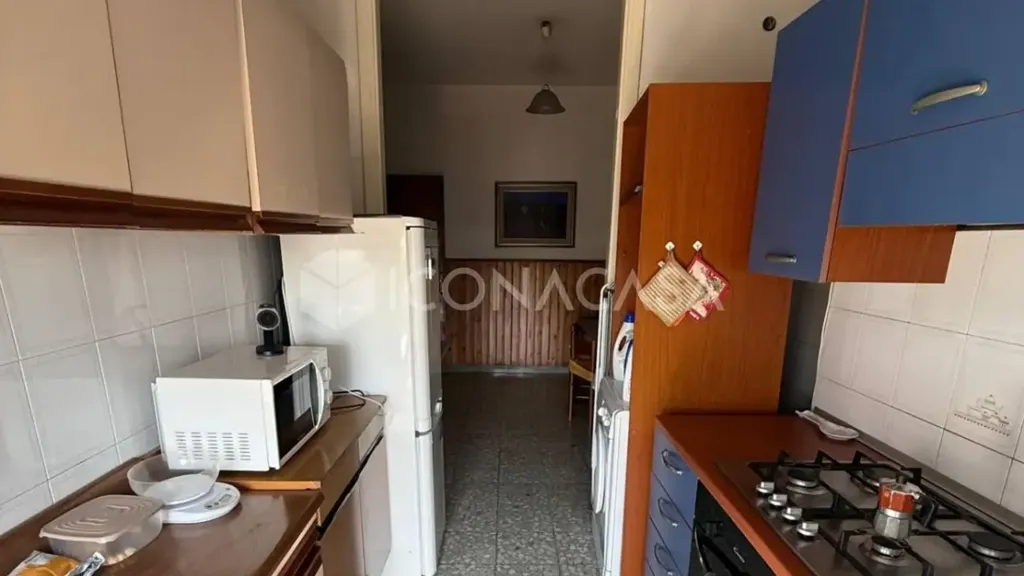 Kitchen - Apartment with Balcony in Rome's Centocelle