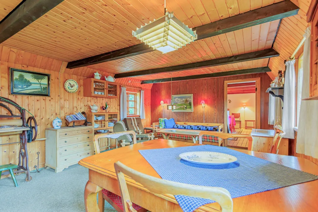 2-room house in Asaa