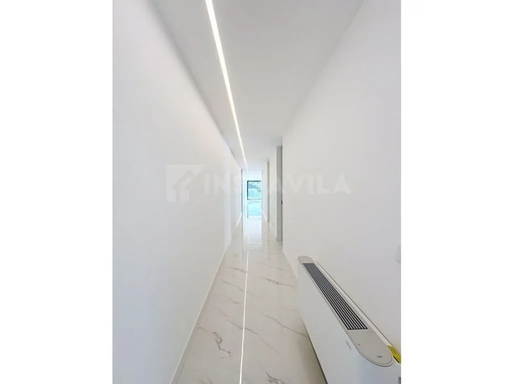 Esik - Modern Villa with Pool in Vila Nova de Cerveira