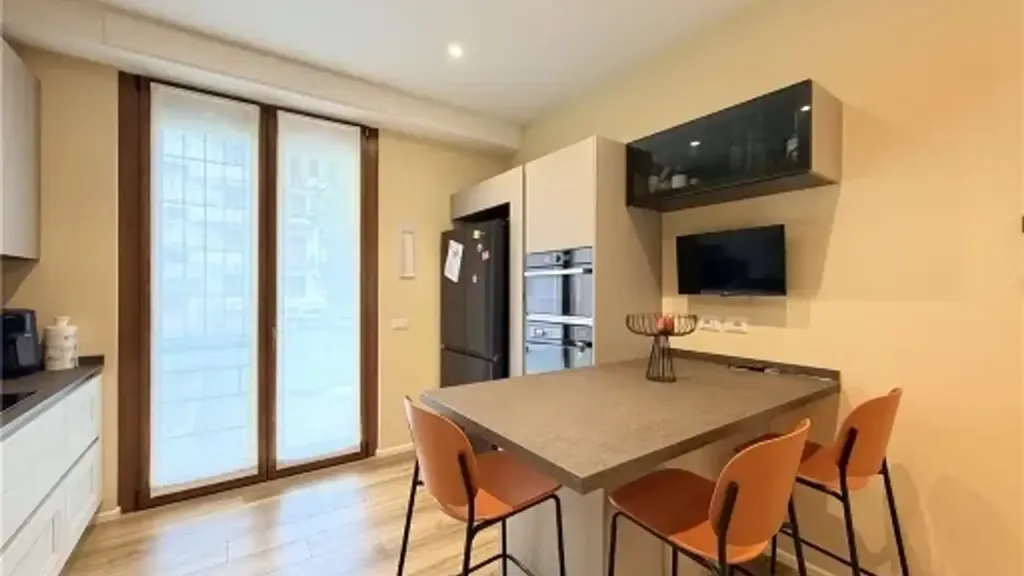 Cuisine - Finely Refined 6-Bedroom Apartment in Florence