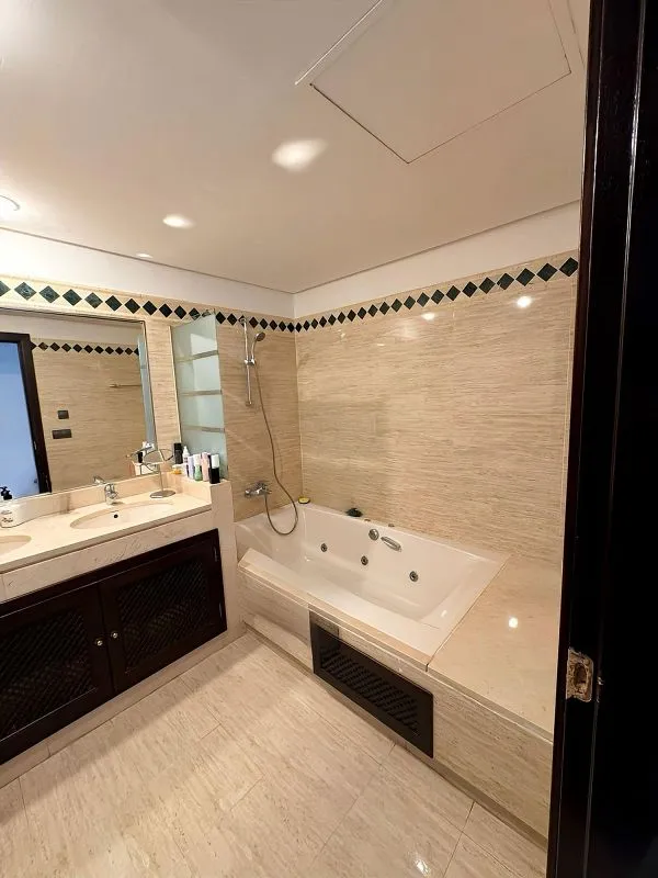 Vannitoad - Duplex with Pool and Terrace in La Mairena, Marbella